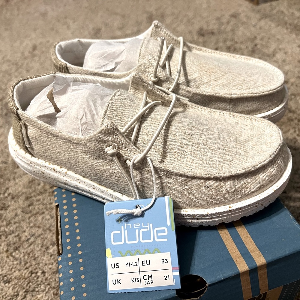 Hey Dudes, Girls, Size Y1/L2, Brand New In Box, Woven Zebra Natural